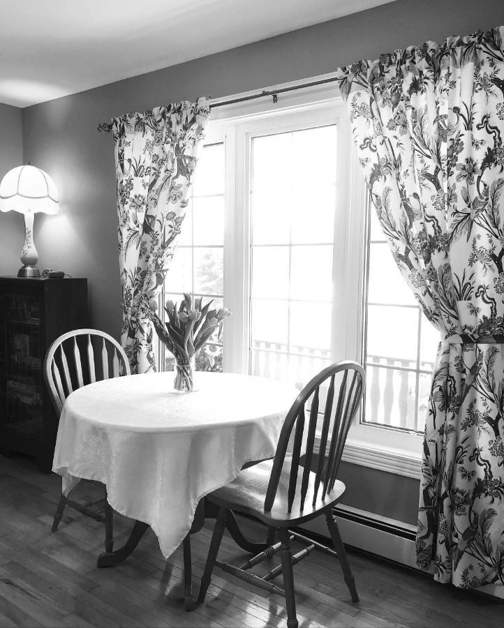 Baker Shore Bed And Breakfast 萨默塞德 外观 照片