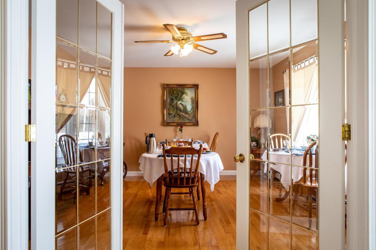 Baker Shore Bed And Breakfast 萨默塞德 外观 照片